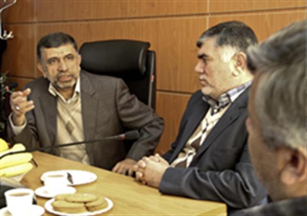 بازدید مدیر کل دیوان محاسبات استان فارس از شرکت بهره برداری نفت و گاز زاگرس جنوبی