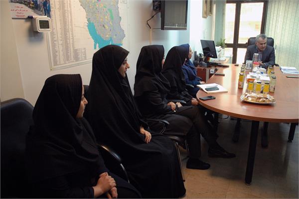 دیدار صمیمی مدیرعامل شرکت نفت مناطق مرکزی ایران با کارکنان اداره HSE 13