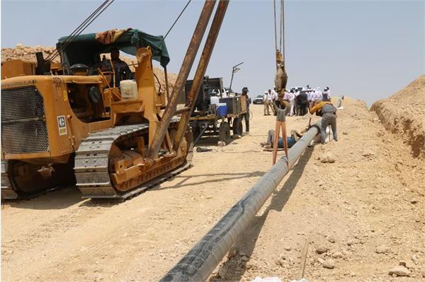 بازدید مدیرعامل شرکت نفت مناطق مرکزی ایران از طرح توسعه میدان گازی خارتنگ 14