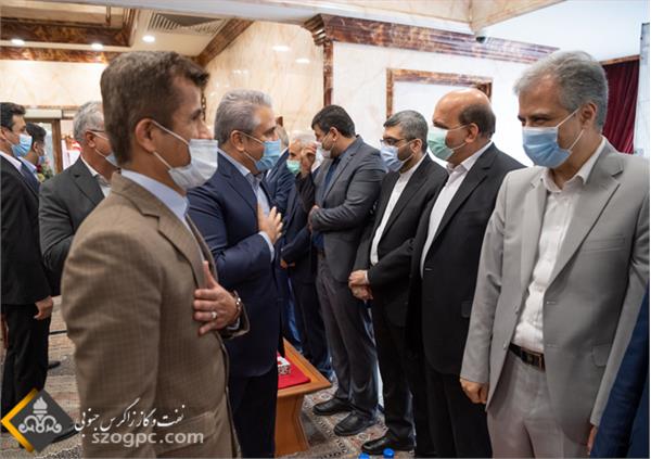 آیین دیدار نوروزی وزیر نفت با مدیران و کارکنان صنعت نفت برگزار شد 9