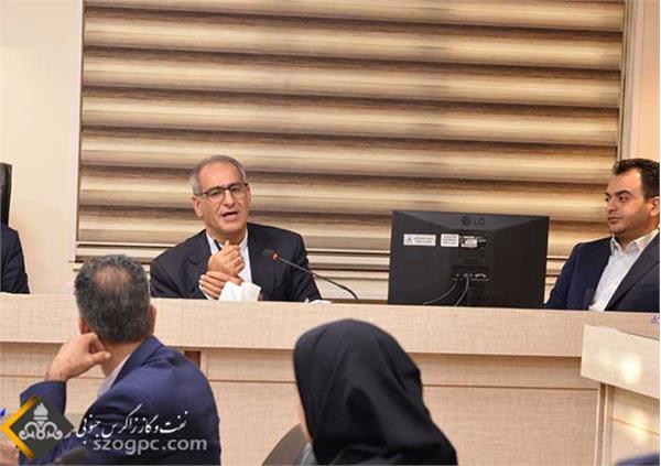 جلسه بررسی دستاوردها و چالش های حوزه منابع انسانی شرکت نفت و گاز شرق 8
