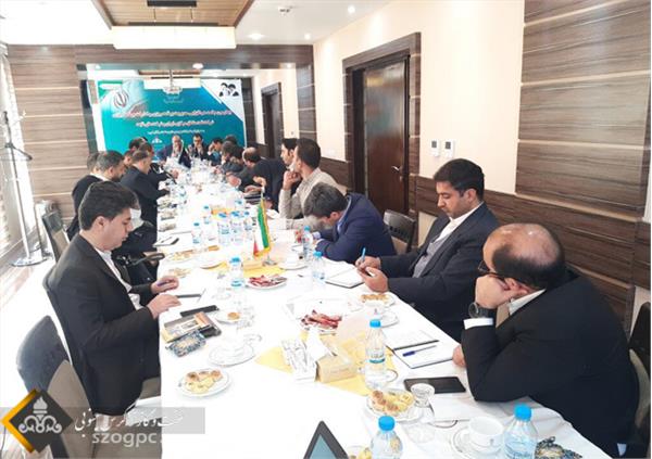 جلسه هم افزایی مدیریت برنامه ریزی شرکت نفت مناطق مرکزی ایران و شرکت های تابعه برگزار شد 7