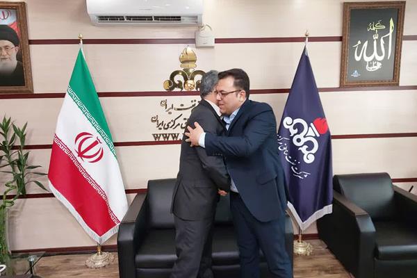 نشست با مهندس مهدی حیدری  با دکتر سید علی سجادیان 1