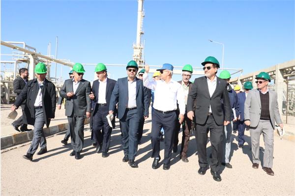 جلسه مشترک مدیران پژوهش، فناوری و کالای نفت به میزبانی شرکت نفت مناطق مرکزی ایران 8