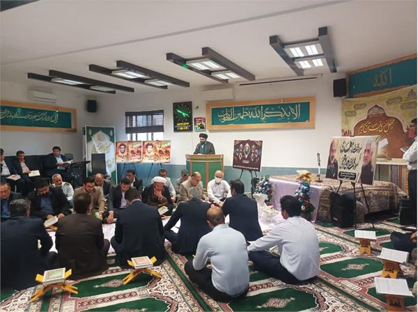 برگزاری محفل انس با قرآن در منطقه عملیاتی سروستان و سعادت آباد 6