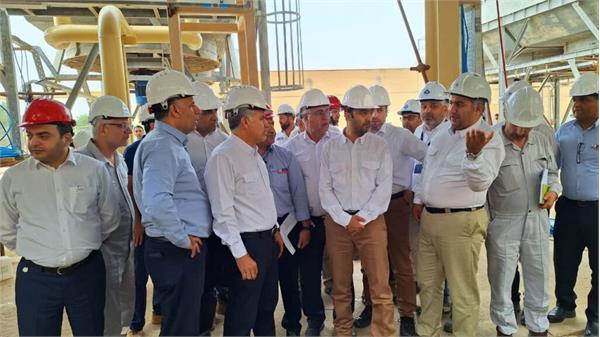 بازدید مدیر عامل نفت مرکزی از ایستگاه تقویت فشار چشمه خوش در شرکت نفت و گاز غرب 11