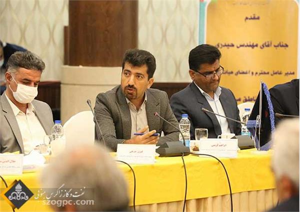 برگزاری نشست مدیر عامل شرکت نفت مناطق مرکزی ایران با مدیرعامل و مدیران نفت و گاز غرب 10