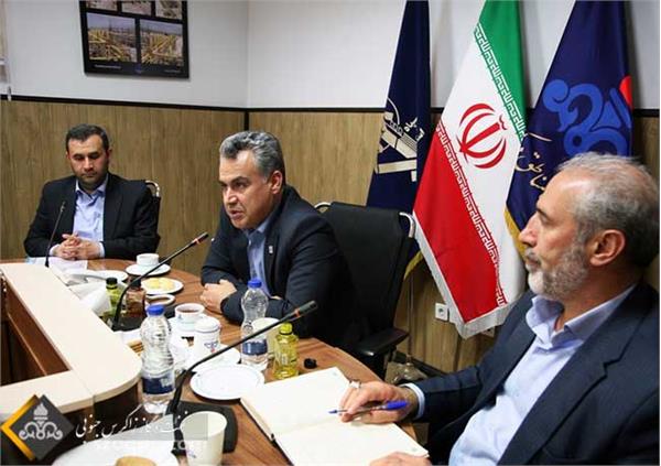 آیین معارفه و تکریم فرمانده جدید پایگاه بسیج حضرت ولیعصر(عج) نفت مناطق مرکزی ایران 15