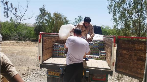 حضور میدانی همکاران شرکت بهره‌برداری نفت و گاز زاگرس جنوبی در مناطق سیل زده استان سیستان و بلوچستان 6