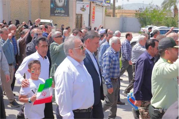 حضور کارکنان شرکت بهره‌برداری نفت و گاز زاگرس جنوبی در راهپیمایی روز قدس 1404 2