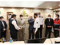 اعطای سردوشی به آتش نشانان نفت و گاز زاگرس جنوبی 1