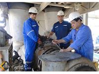 در راستای استمرار تولید؛‌ موتور الکتروپمپ انتقال نفت چشمه خوش بازسازی شد 3