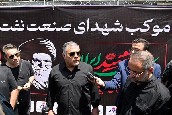 حضور وزیر نفت در موکب شهدای نفت 12