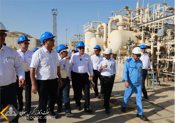 گزارش تصویری بازدید مدیرعامل شرکت نفت مناطق مرکزی ایران از منطقه عملیاتی نار و کنگان