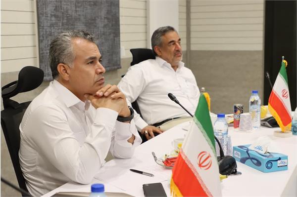 بازدید مدیر عامل شرکت نفت مناطق مرکزی ایران از منطقه عملیاتی پارسیان 17