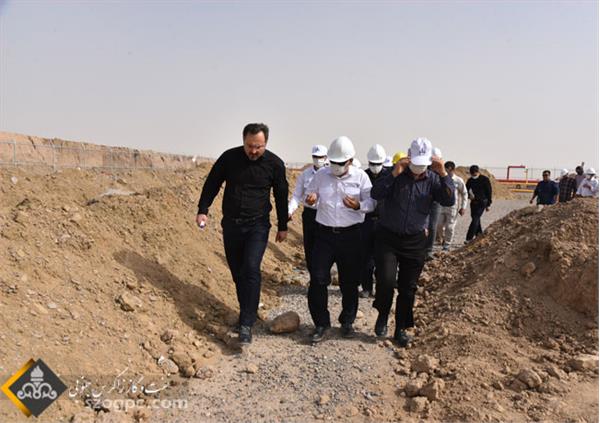حضور مدیرعامل نفت مناطق مرکزی ایران در منطقه عملیاتی خانگیران 19