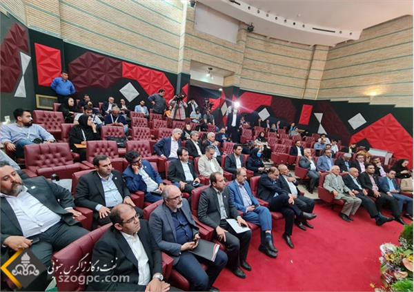 گزارش تصویری؛ برگزاری نشست خبری مدیرعامل شرکت نفت مناطق مرکزی ایران با اصحاب رسانه 5