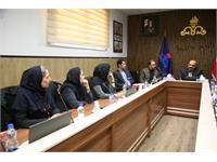 تقدیر از برگزیدگان مسابقات ورزشی بانوان بالای ۲۶ سال شرکت نفت مناطق مرکزی ایران 18