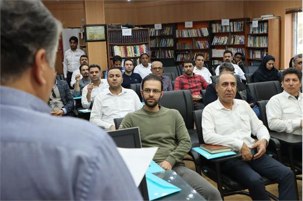 کارگاه تدوین سند مدیریت فوریتهای پزشکی(MERP ) مرتبط با شرکت نفت مناطق مرکزی ایران برگزار شد