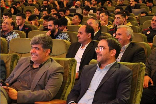 آیین اختتامیه مسابقات فرزندان پسر ۲۵ سال و پایین تر شرکت ملی نفت ایران 16