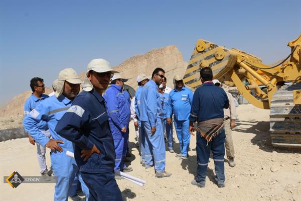 بازدید مدیرعامل زاگرس جنوبی از تعمیرات اساسی منطقه عملیاتی نار و کنگان 11