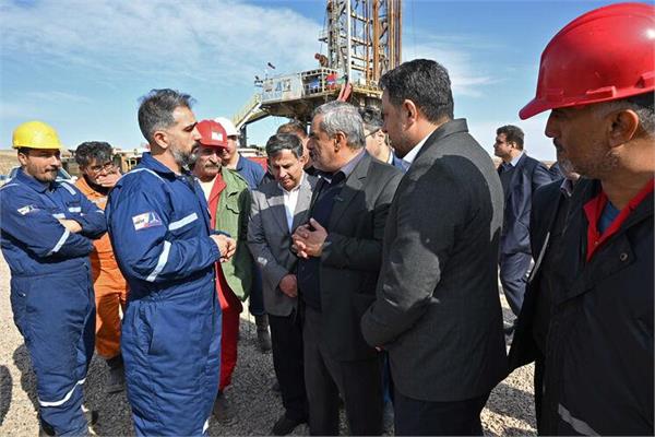 بازدید مدیرعامل شرکت ملی نفت ایران از میدان گازی توس 11