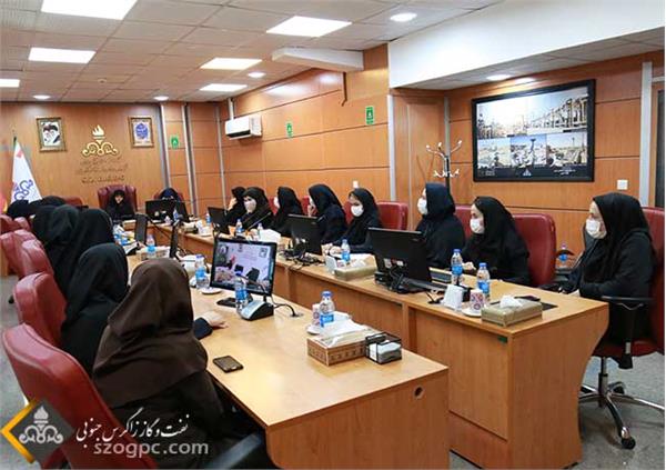 برگزاری سمینار تقویت عزت نفس در بانوان توسط زاگرس جنوبی 2