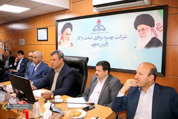 برگزاری مراسم تکریم و معارفه سرپرست مدیریت امور مالی نفت و گاز زاگرس جنوبی 36