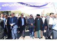 حضور گسترده کارکنان شرکت زاگرس جنوبی در راهپیمایی روز قدس 12