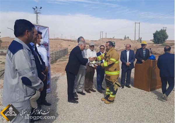 مانور مقابله با نشت نفت و گاز و آتش سوزی در تاسیسات نفت شهر برگزار شد 11