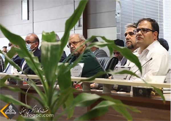 نشست صمیمی سرپرست شرکت زاگرس جنوبی با مدیران  و رؤسای ستادی و عملیاتی در سال جدید 6