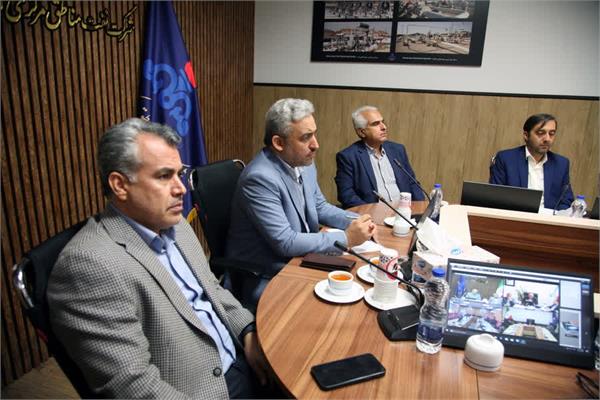 جلسه بررسی و ارائه راهکارهای حل مسائل مدیریت مالی شرکت نفت مناطق مرکزی ایران 7