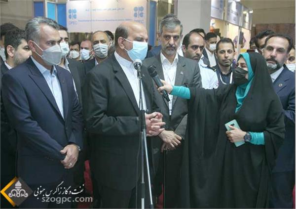 گزارش تصویری از روز سوم بیست‌وششمین نمایشگاه بین المللی نفت، گاز، پالایش و پتروشیمی 22