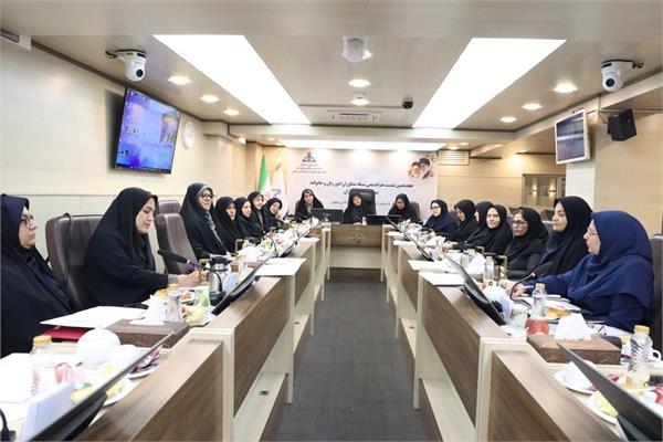 برگزاری نشست بانوان شرکت ملی نفت ایران به میزبانی شرکت بهره‌برداری نفت و گاز زاگرس جنوبی 12