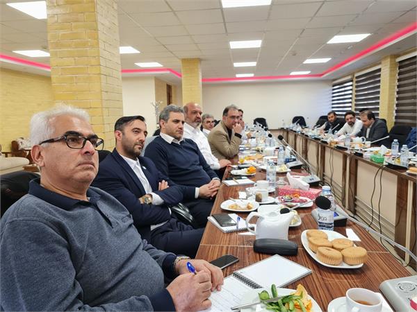 دوره آموزشی سازماندهی کارگروهی ویژه مدیران شرکت نفت مناطق مرکزی ایران 5