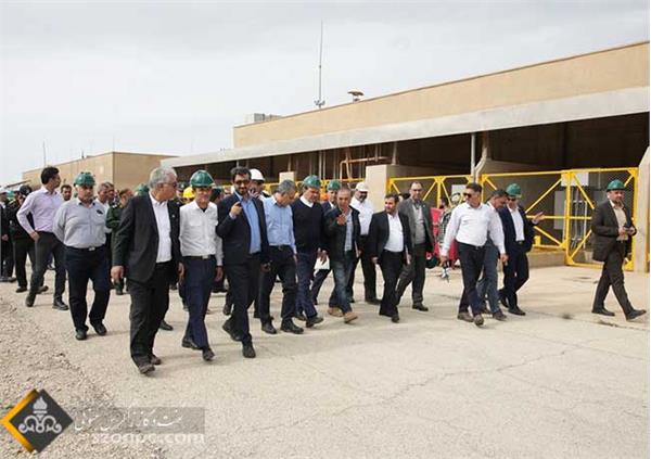 بازدید مدیرعامل شرکت ملی نفت ایران از تأسیسات شرکت نفت مناطق مرکزی ایران در استان فارس 13