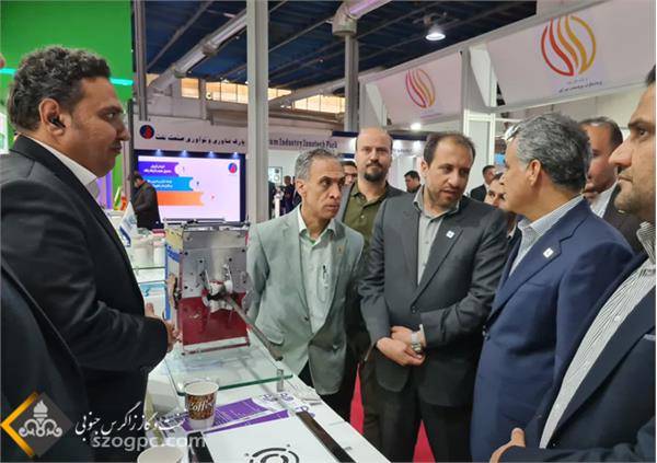 بازدید مدیرعامل نفت مناطق مرکزی ایران از غرفه های سازندگان تجهیزات در نمایشگاه نفت 13