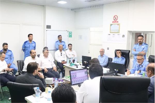 میز خدمت مدیریت منابع انسانی در منطقه عملیاتی نار و کنگان 3