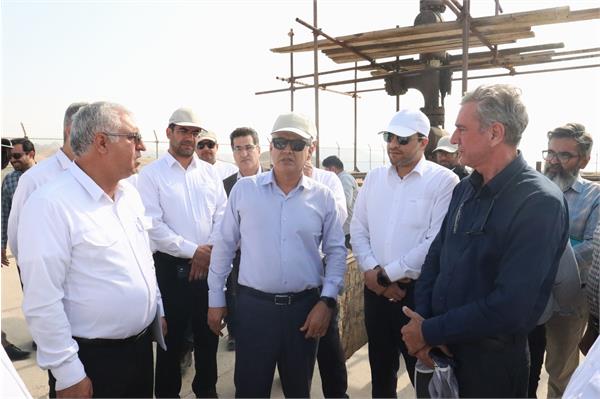 بازدید مدیرعامل نفت مرکزی از میدان نفتی خشت 13