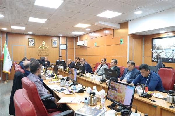 جلسه ای با حضور مدیر عامل و روسای خدمات پشتیبانی مناطق عملیاتی 9