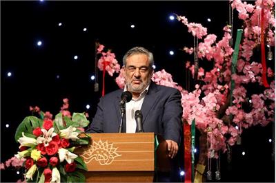 روحیه بسیجی و هم‌افزایی، رمز موفقیت صنعت نفت است