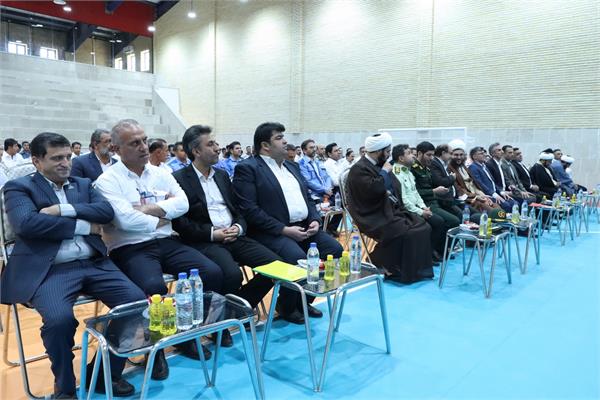 افتتاح ورزشگاه چند منظوره در منطقه عملیاتی سروستان و سعادت آباد 15