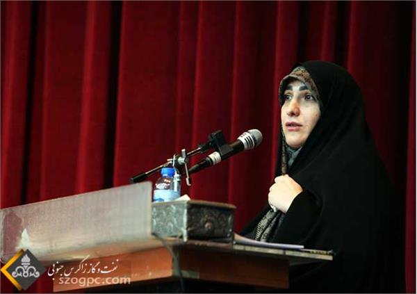 مراسم گرامیداشت ولادت حضرت زهرا (س) و روز زن در شرکت نفت مناطق مرکزی ایران 20