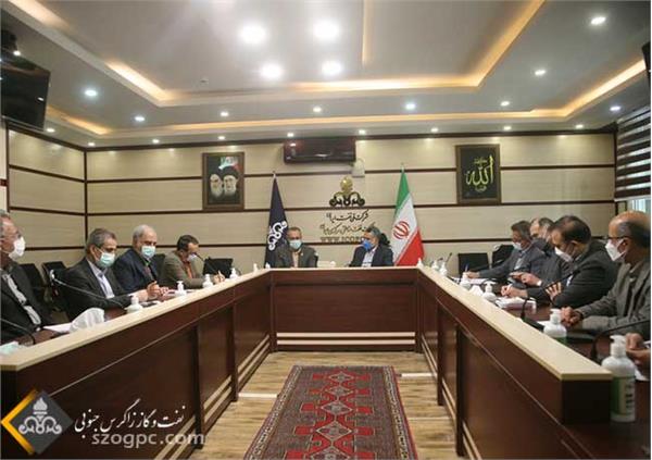 برگزاری نشست مشترک مدیرعامل شرکت نفت مناطق مرکزی ایران با مدیر اکتشاف شرکت ملی نفت ایران 6