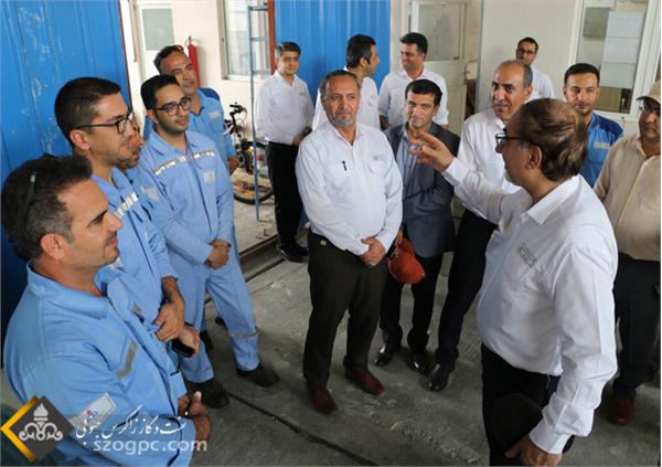 بازدید مدیر عامل و هیت همراه از منطقه عملیاتی سرخون و گشوی جنوبی. 11