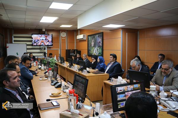 برگزاری مراسم تکریم و معارفه سرپرست مدیریت امور مالی نفت و گاز زاگرس جنوبی 45