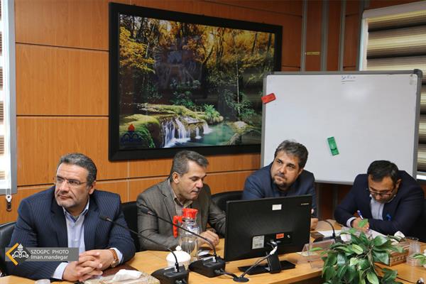 برگزاری مراسم تکریم و معارفه سرپرست مدیریت امور مالی نفت و گاز زاگرس جنوبی 43