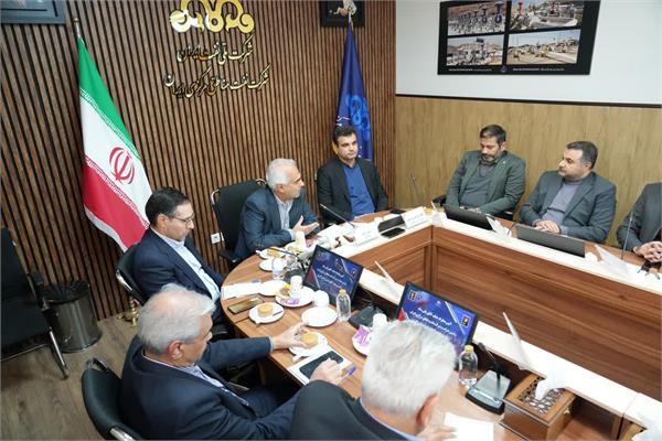 آیین معارفه و تکریم روسای جدید و سابق حراست نفت مناطق مرکزی ایران 18