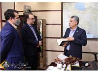 گرامیداشت روز کتاب و کتابخوانی در شرکت نفت مناطق مرکزی ایران 3