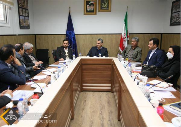نشست مشترک مدیرعامل شرکت نفت مناطق مرکزی ایران و مدیرامور حقوقی شرکت ملی نفت ایران 3